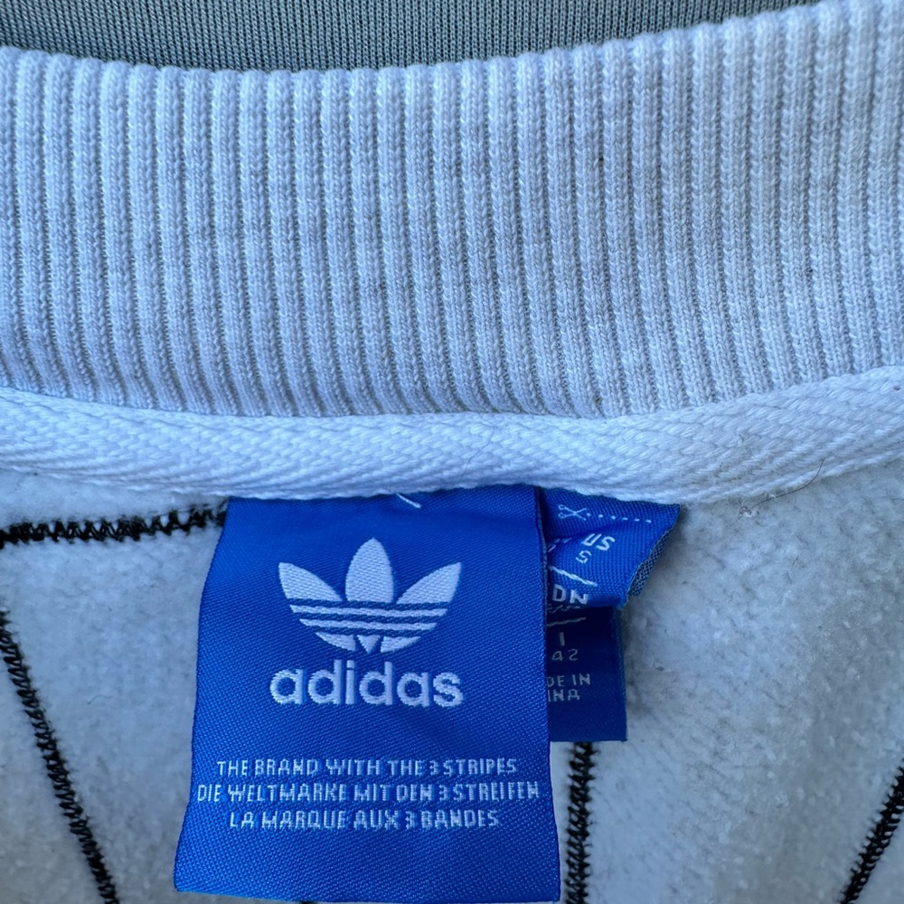 🎉5 for $45🎉 Adidas Sweatshirt Top Pullover Women Size S - Picture 7 of 14